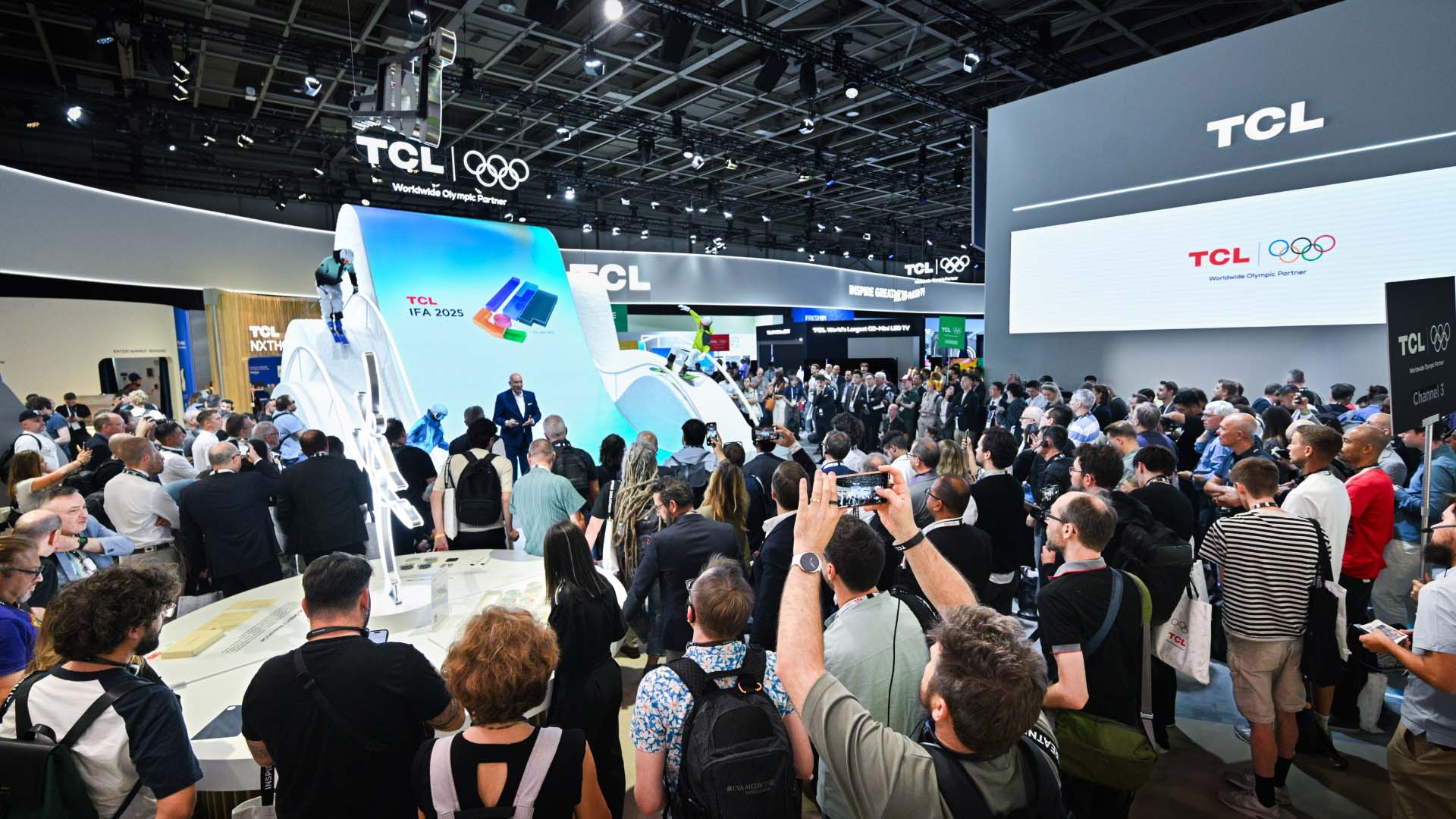 TCL Wins Three 2021-2022 EISA Awards including its First