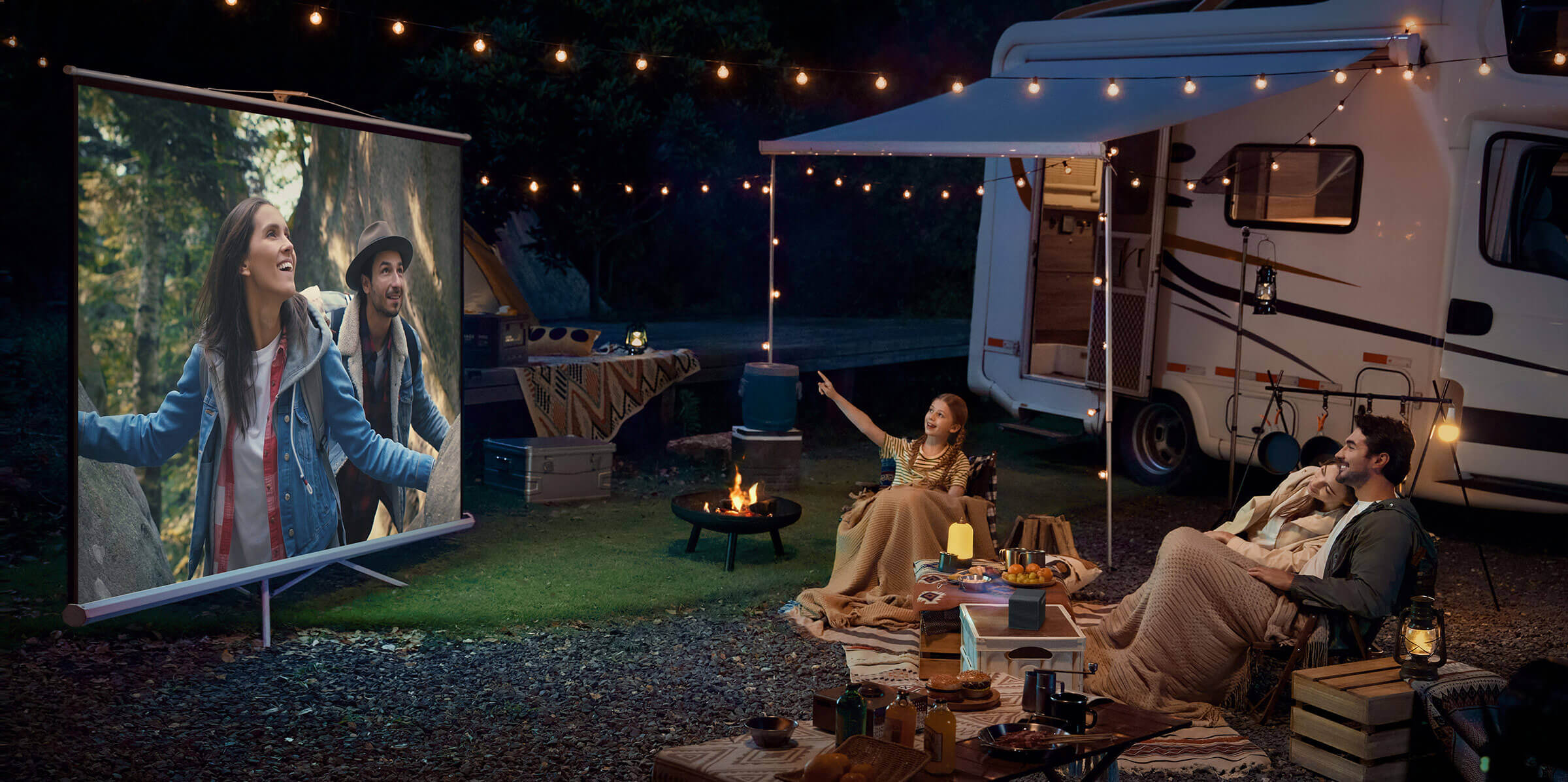 TCL PlayCube Projector can be used for the Backyard