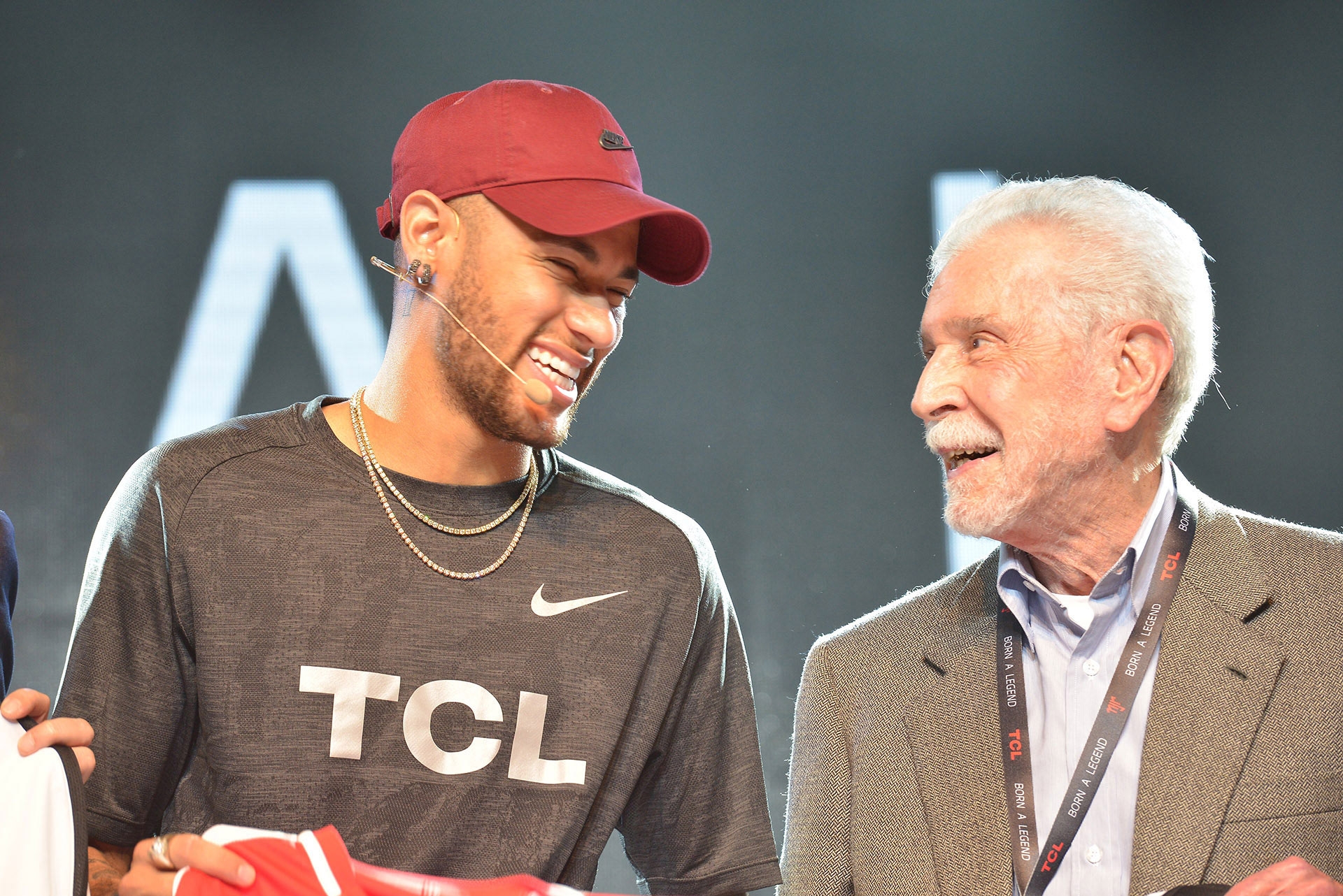 TCL Nomeia o Futebolista Neymar Jr. Como Embaixador da Marca Global