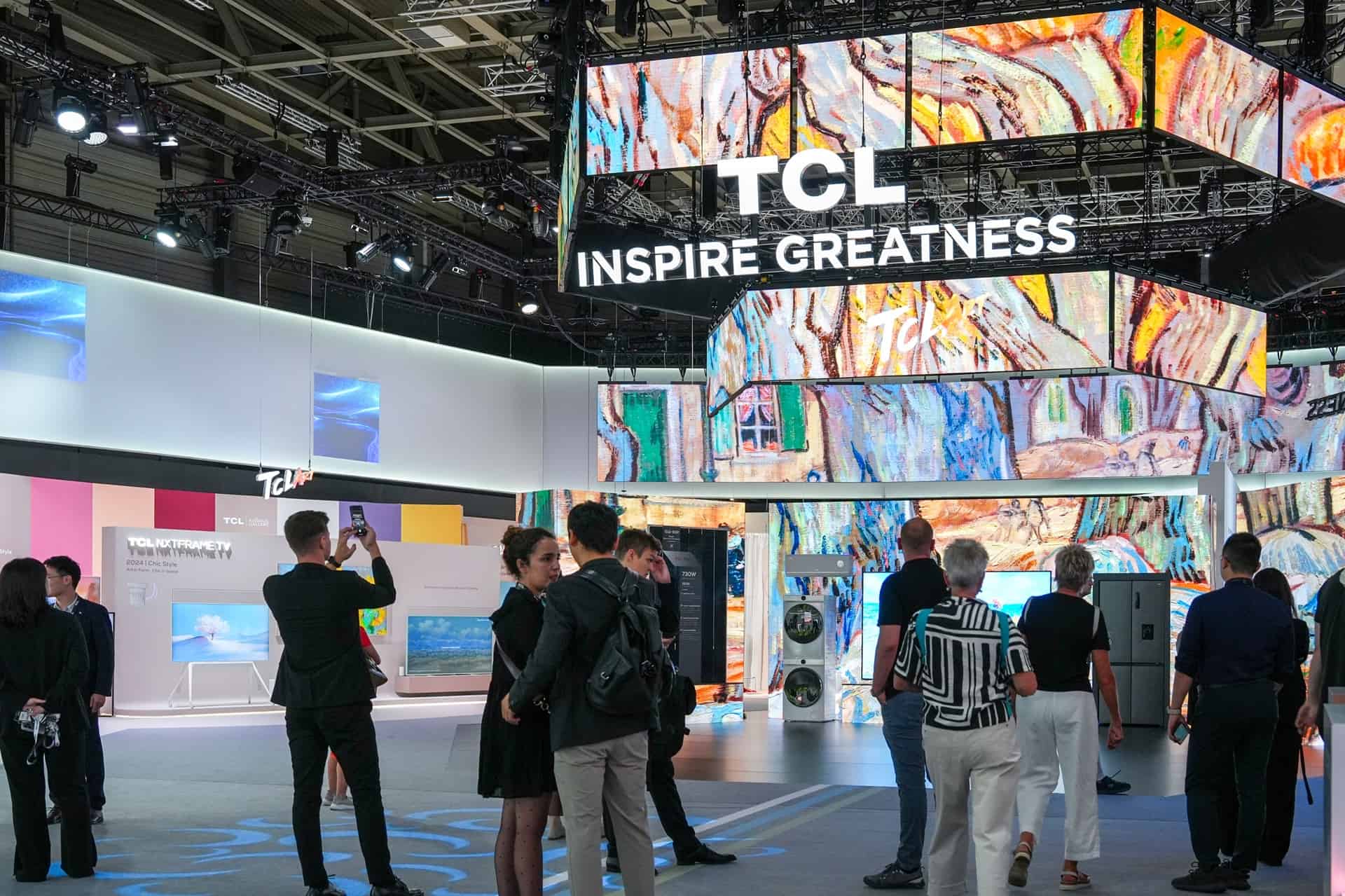TCL Presents Extensive Product Portfolio and Innovative
