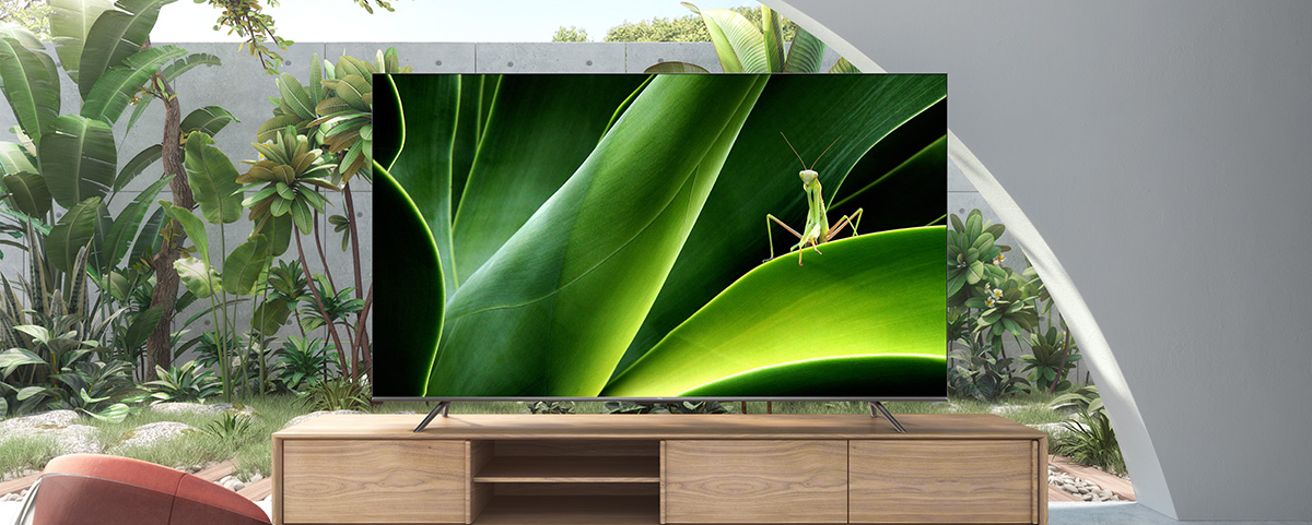TCL P735